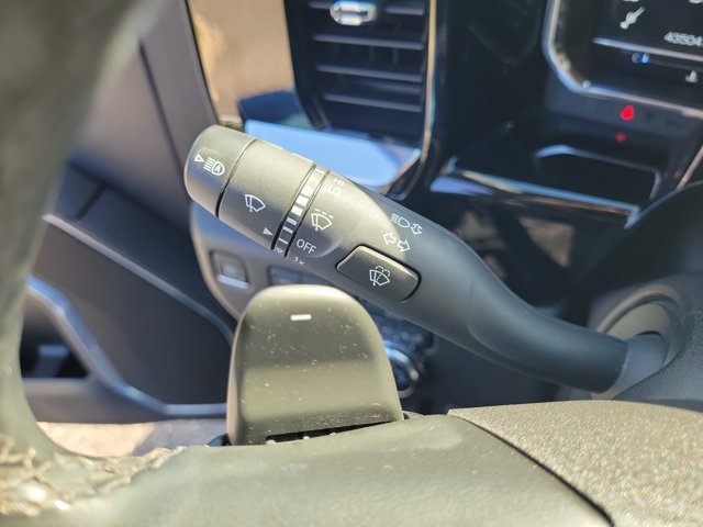 Used 2024 GMC Sierra 1500 Elevation AWD/4WD image 24