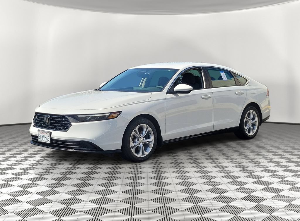 Certified 2023 Honda Accord LX image 3
