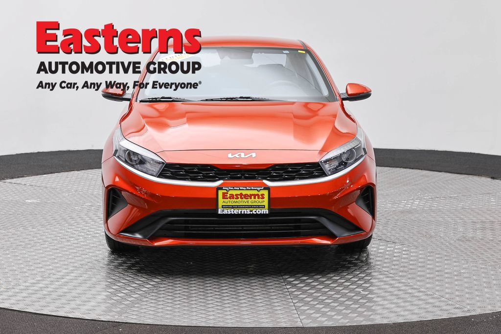 Used 2023 Kia Forte LXS w/ LXS Technology Package FWD image 4