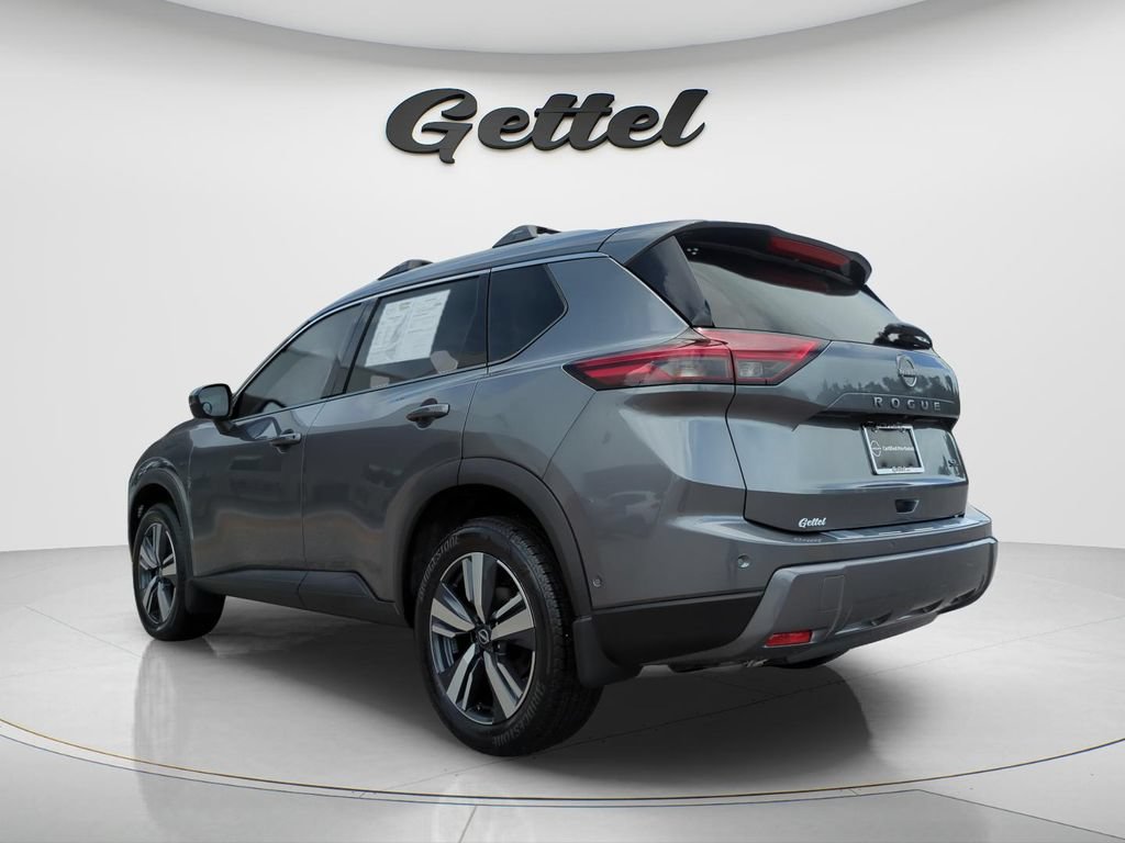 Certified 2024 Nissan Rogue SL FWD image 7