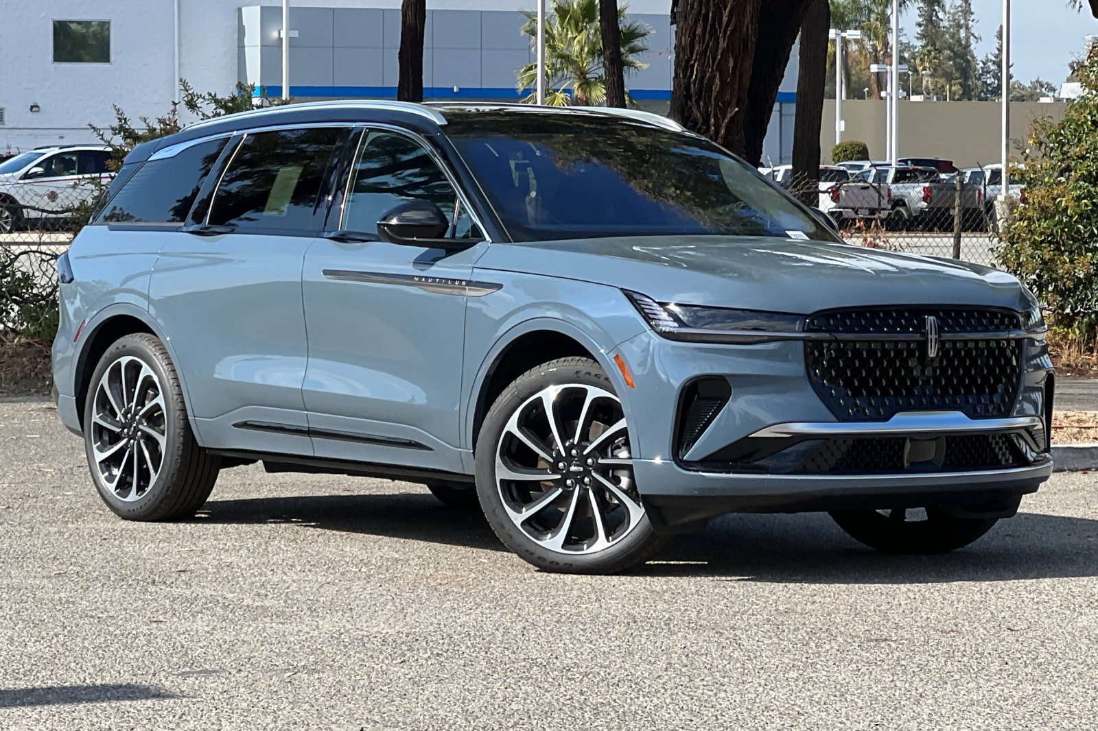 New 2026 Lincoln Nautilus Black Label image 2