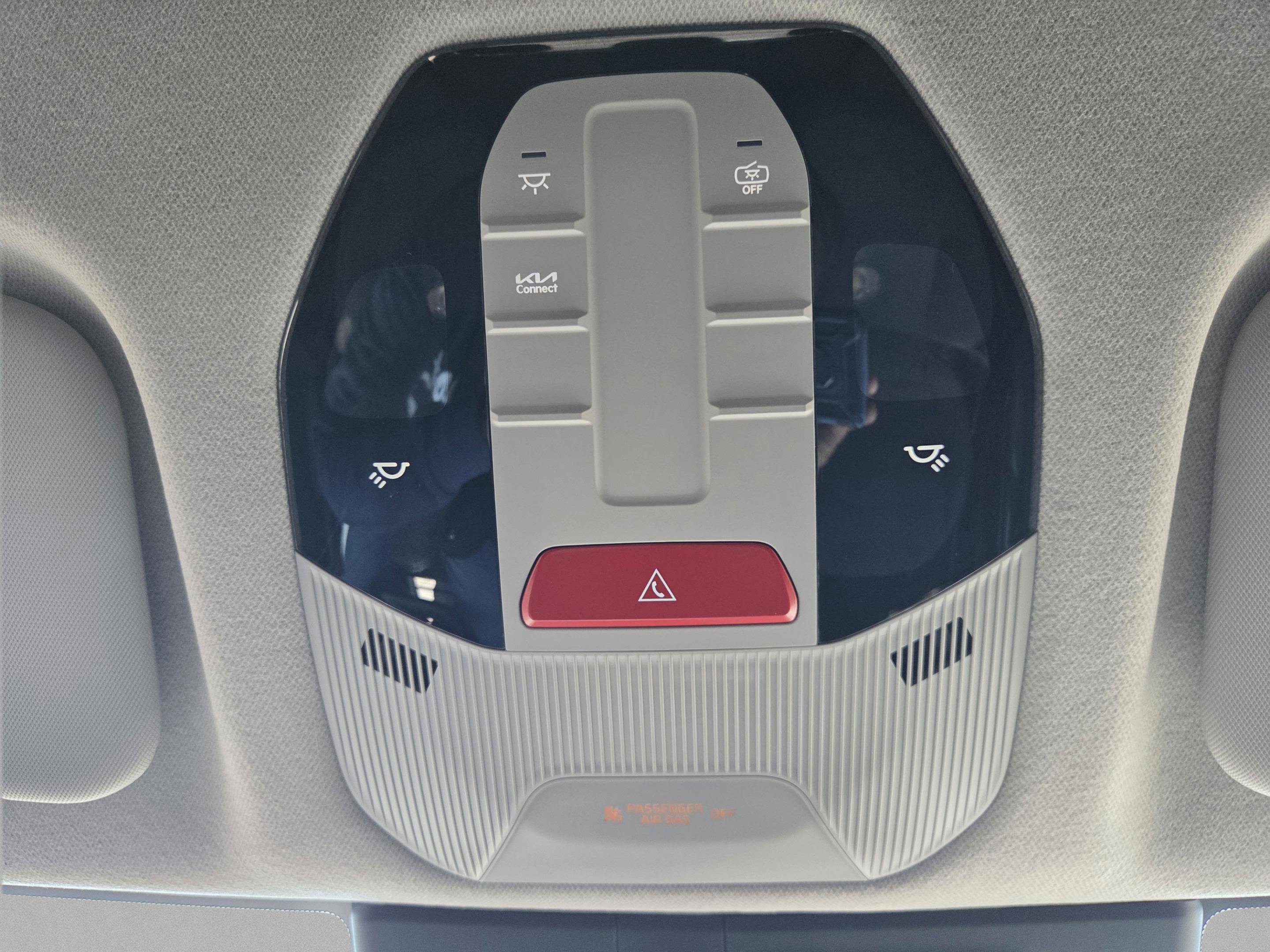 Used 2025 Kia K4 FWD image 23