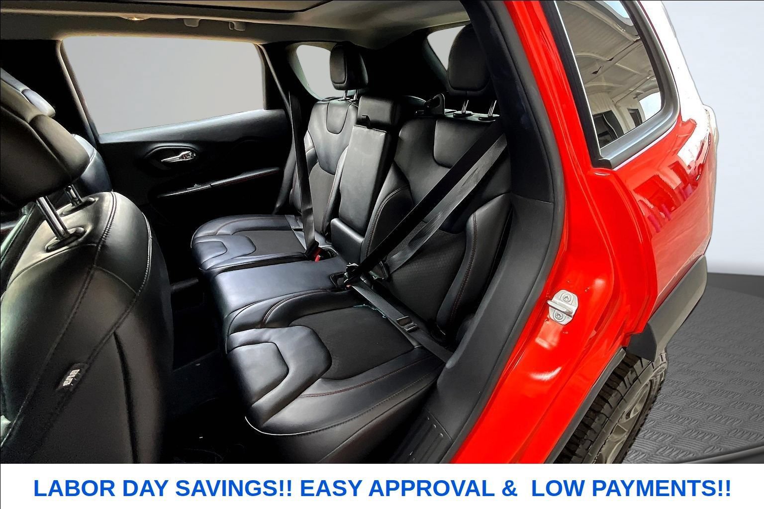 Used 2021 Jeep Cherokee Trailhawk w/ Sun, Sound & Nav Group AWD/4WD image 22