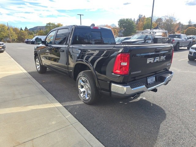 New 2026 RAM 1500 4x4 Crew Cab image 4