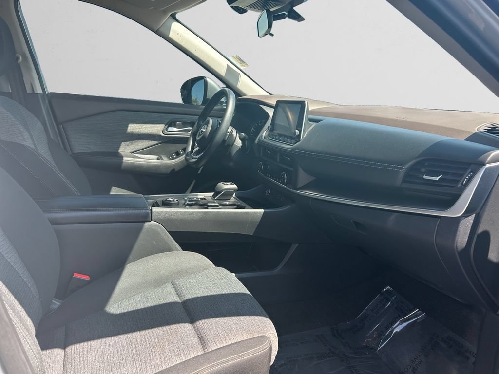 Used 2023 Nissan Rogue SV AWD/4WD image 29