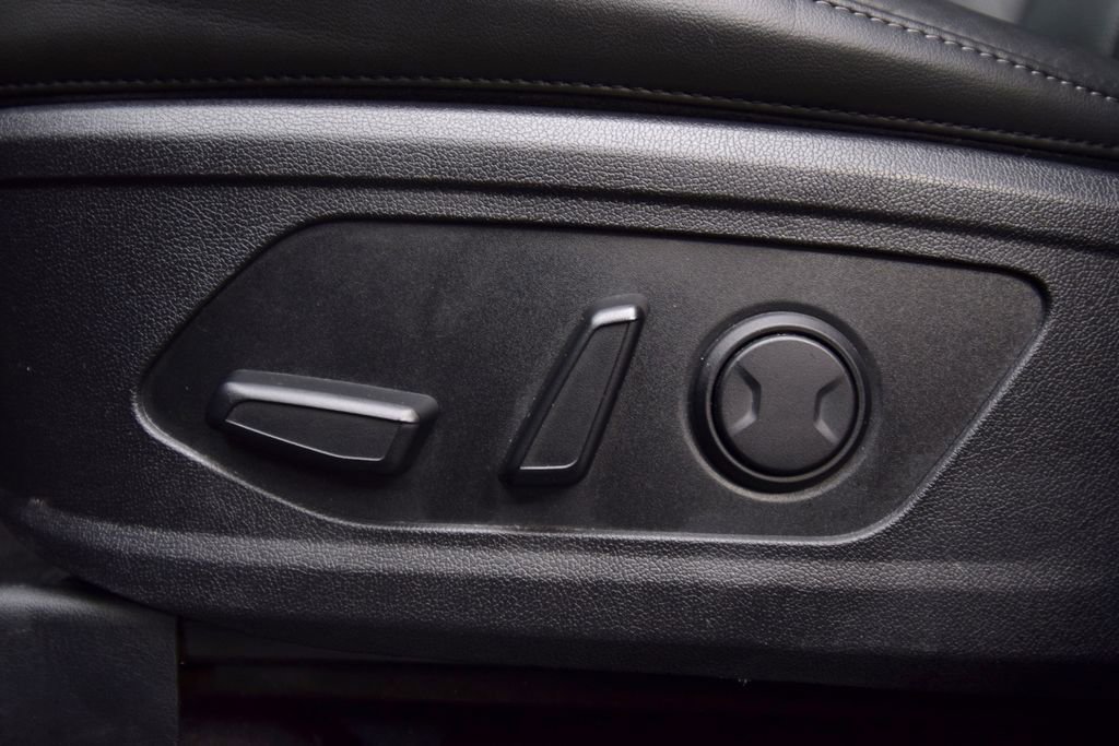 Used 2024 Kia Sorento S image 25