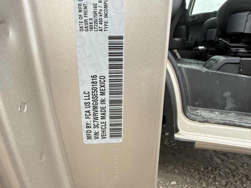 New 2025 RAM ProMaster 3500 w/ Quick Order Package 22G SLT image 40