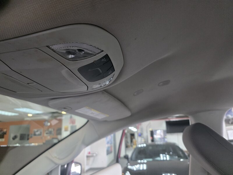 Used 2021 Chrysler Voyager LX FWD image 20