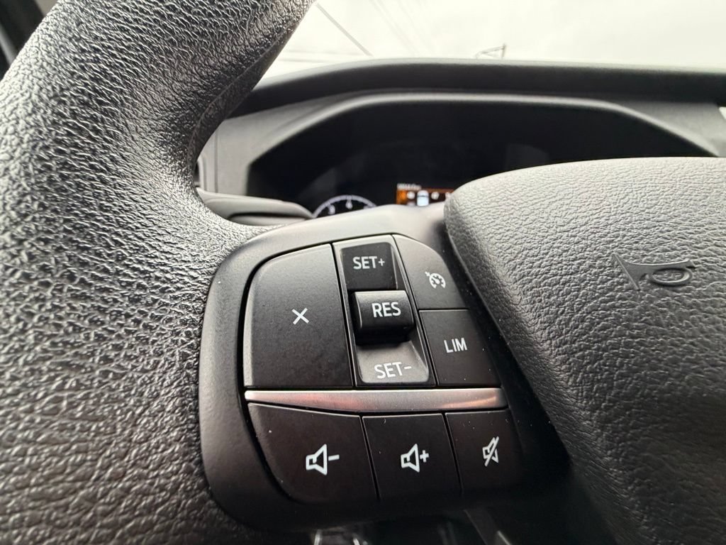 Used 2023 Ford Transit 350 XLT RWD image 14