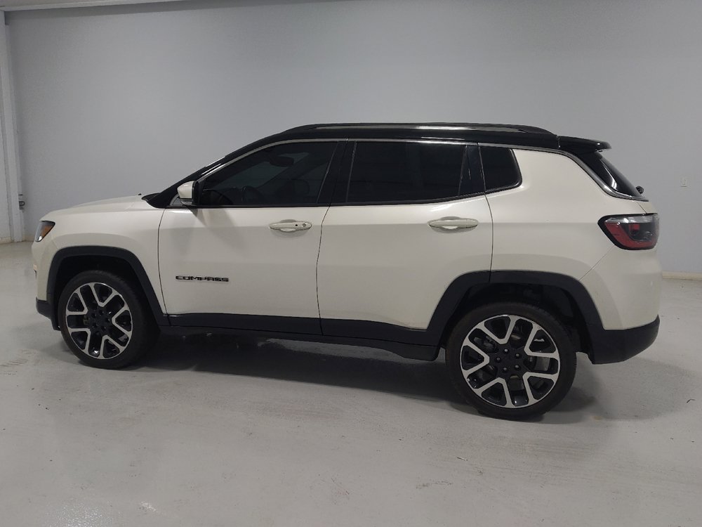 Used 2021 Jeep Compass Limited w/ Sun and Sound Group AWD/4WD image 3