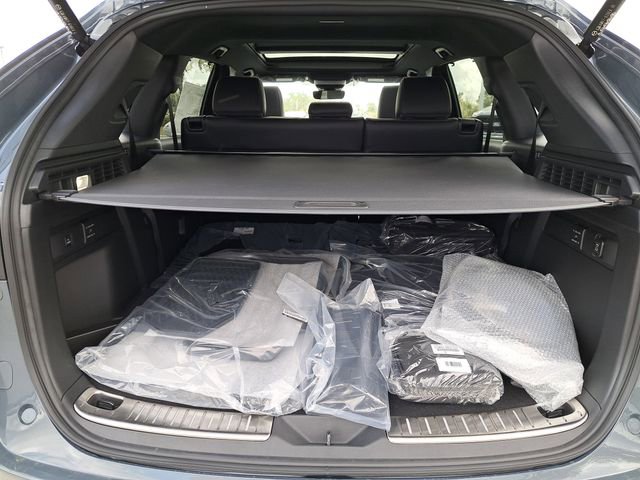 New 2026 MAZDA CX-90 Plug-In Hybrid w/ Premium Plus image 8