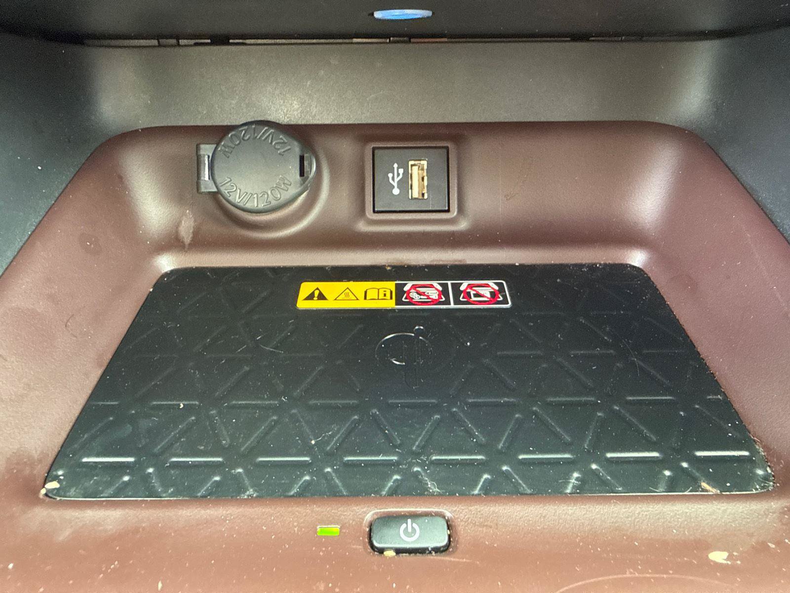 Certified 2025 Toyota RAV4 Limited w/ Advanced Technology Package AWD/4WD image 22