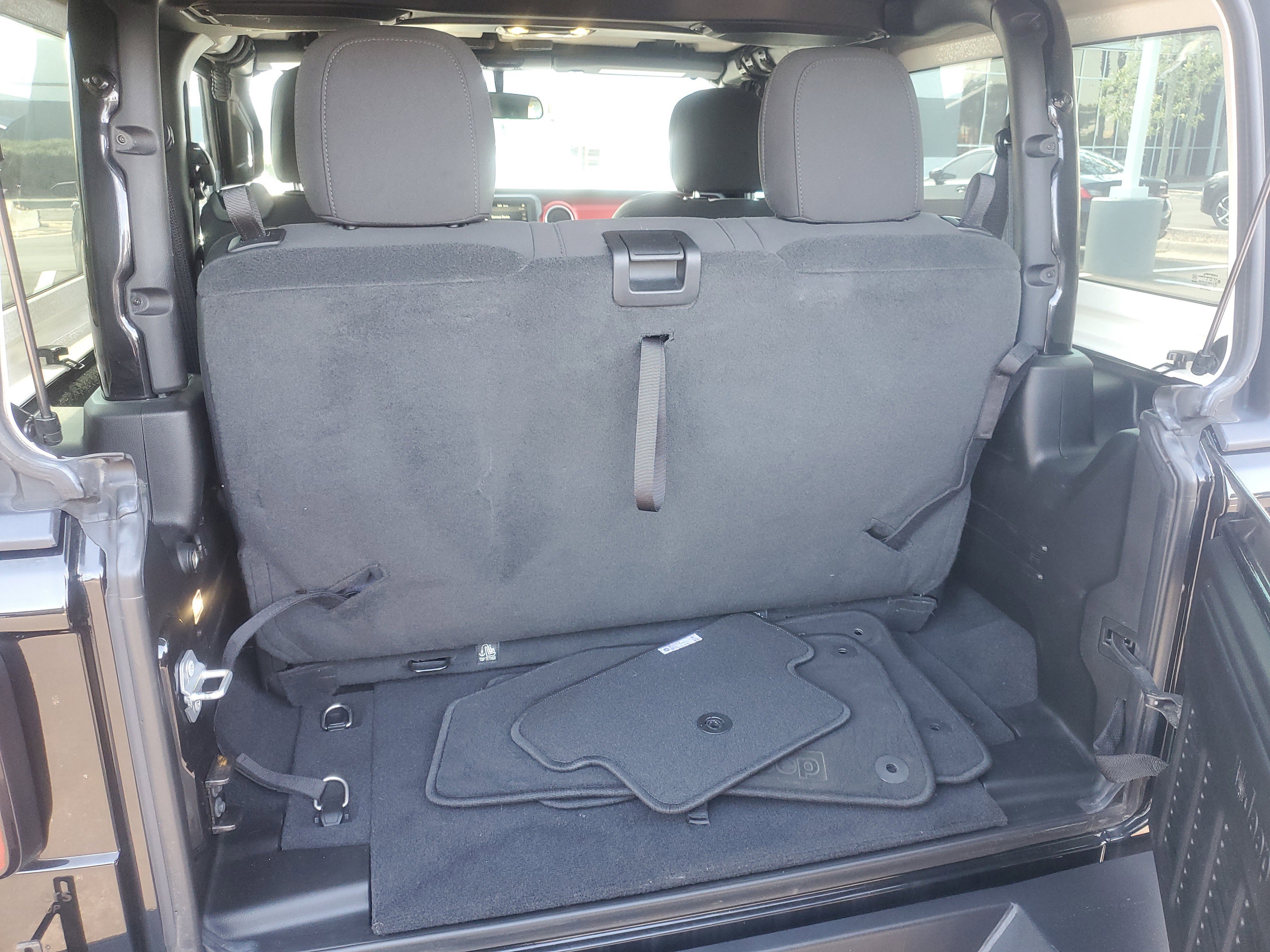 Used 2021 Jeep Wrangler Rubicon AWD/4WD image 7