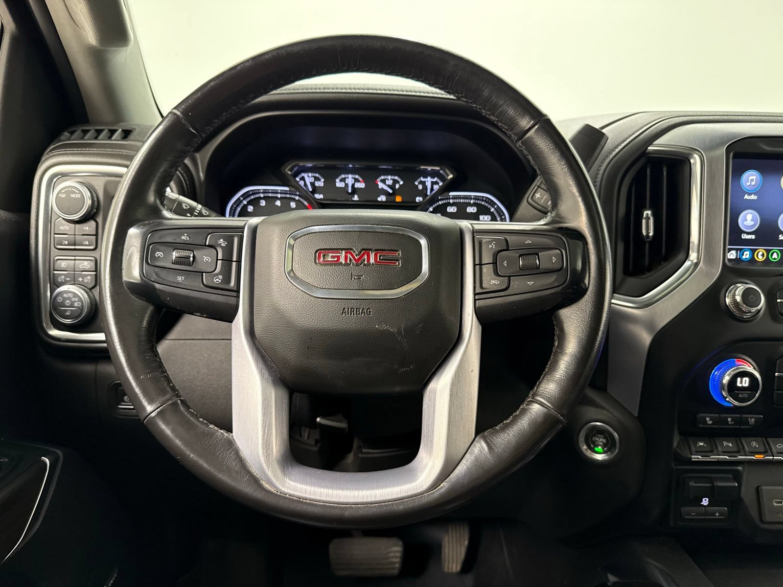 Used 2020 GMC Sierra 1500 SLT w/ SLT Premium Plus Package AWD/4WD image 28