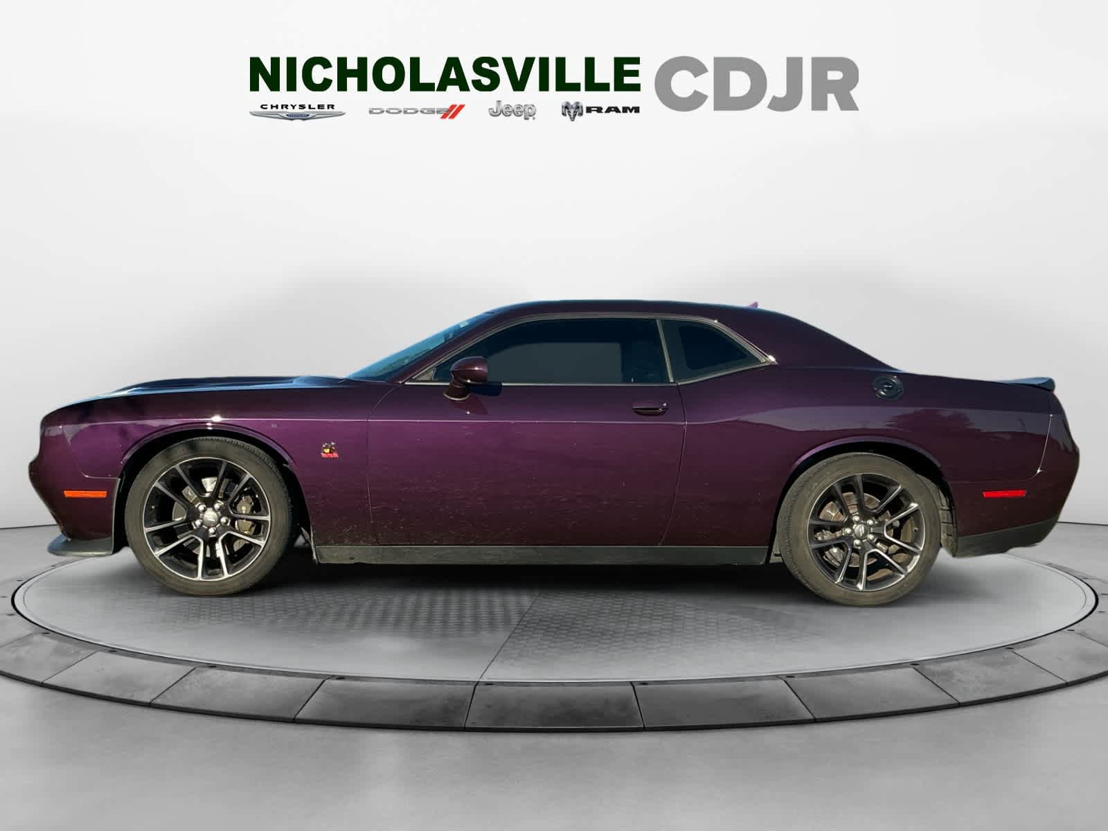 Used 2020 Dodge Challenger R/T Scat Pack RWD image 2