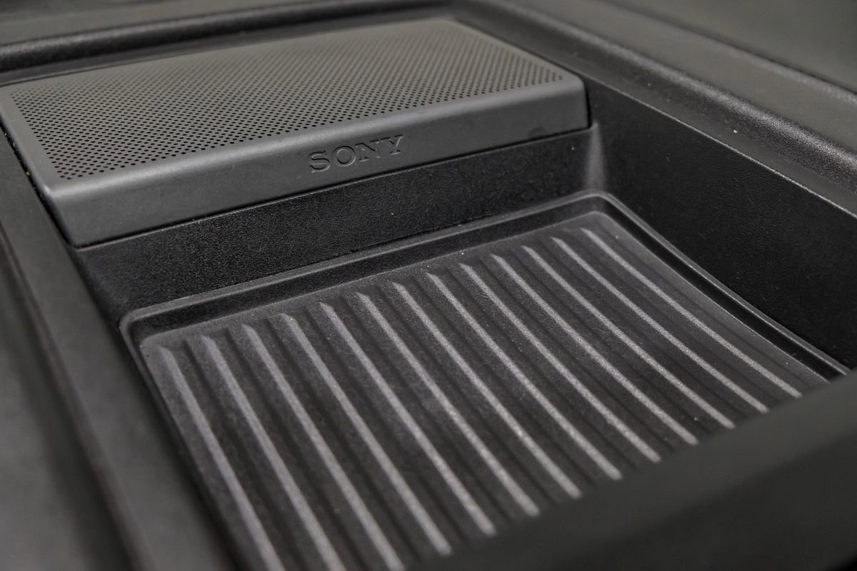 Used 2017 Ford F250 Lariat w/ Chrome Package image 29