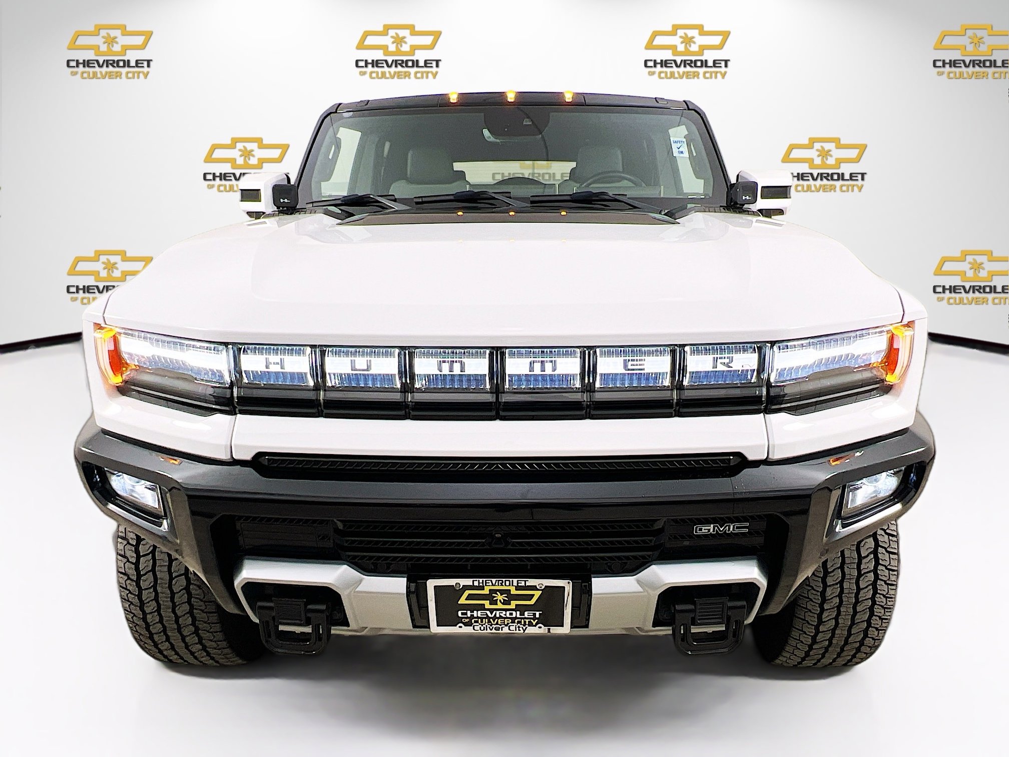Used 2024 GMC Hummer EV 2X w/ LPO, Illumination Package image 2