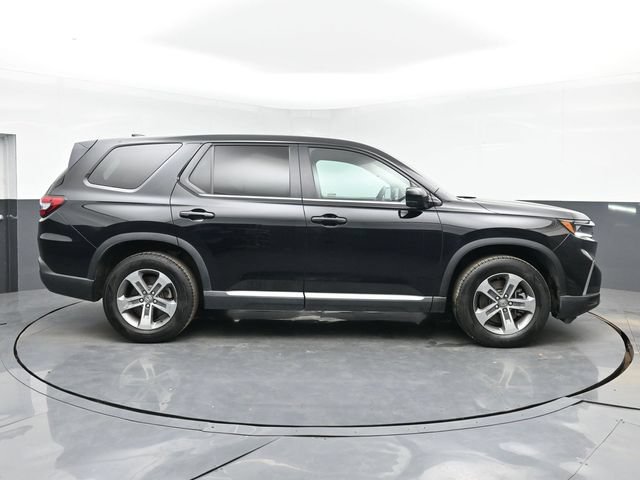 Used 2025 Honda Pilot EX-L image 11