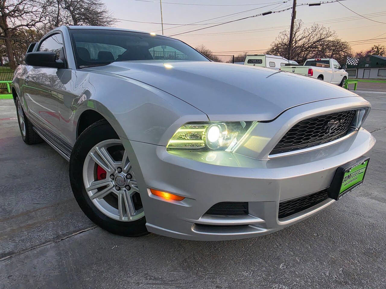 Used 2013 Ford Mustang Coupe image 55