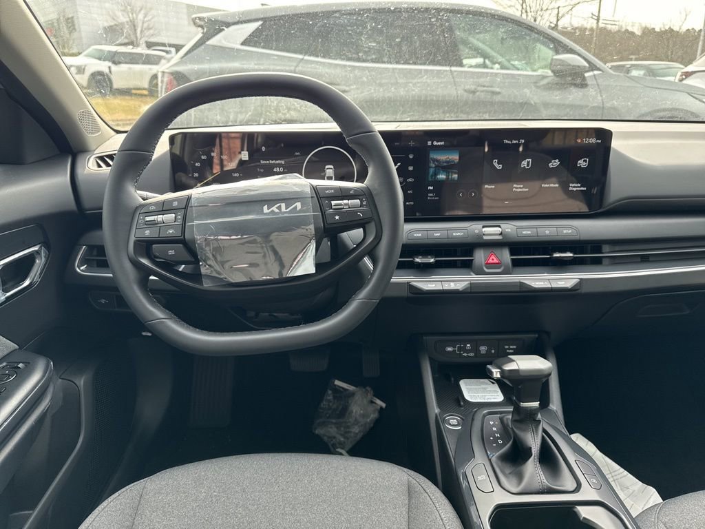 New 2025 Kia K4 EX image 9