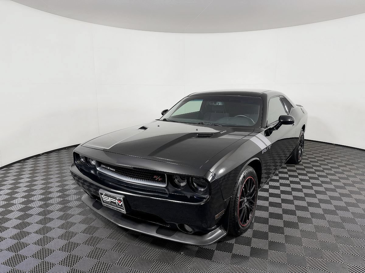 Used 2012 Dodge Challenger R/T RWD image 3