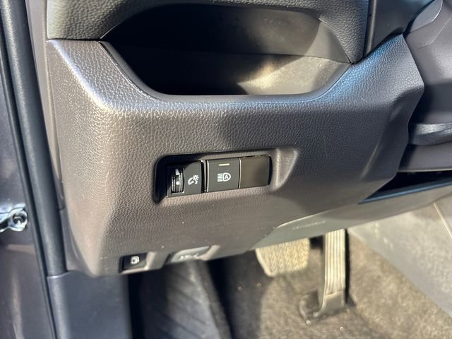 Used 2025 Toyota RAV4 XLE image 14