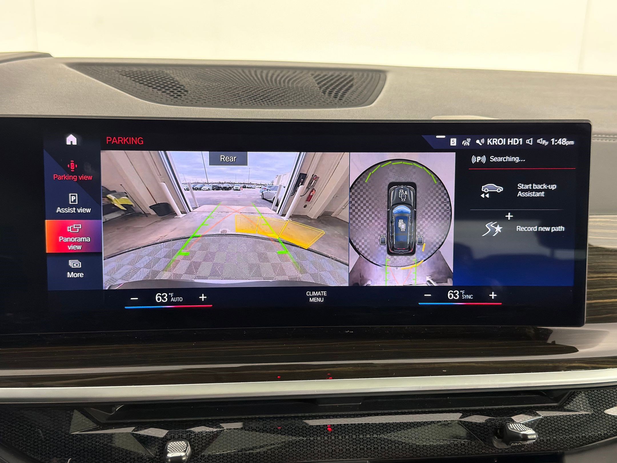 Used 2023 BMW X7 xDrive40i w/ Premium Package image 24