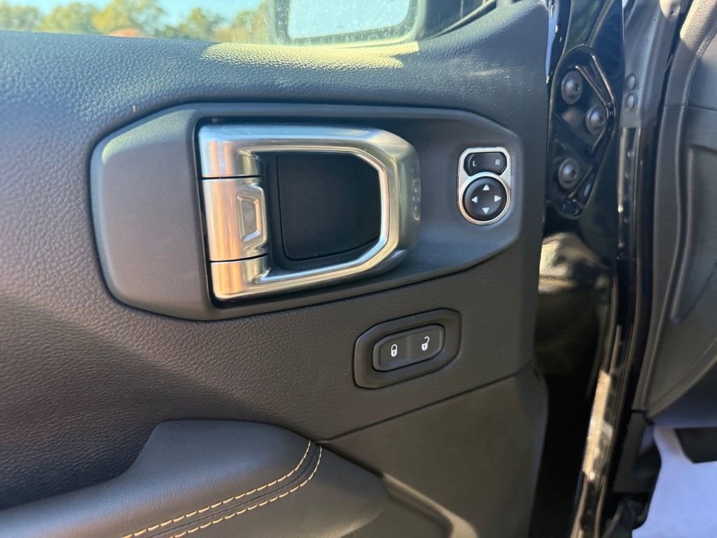 New 2025 Jeep Wrangler Unlimited Rubicon 392 AWD/4WD image 18