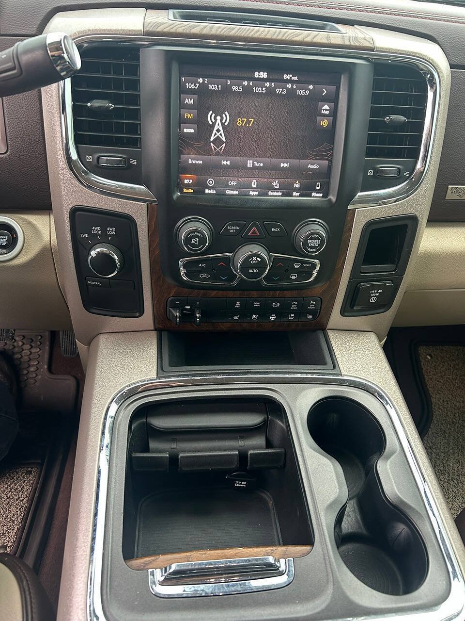 Used 2018 RAM 2500 Longhorn w/ Longhorn Southfork Package AWD/4WD image 21