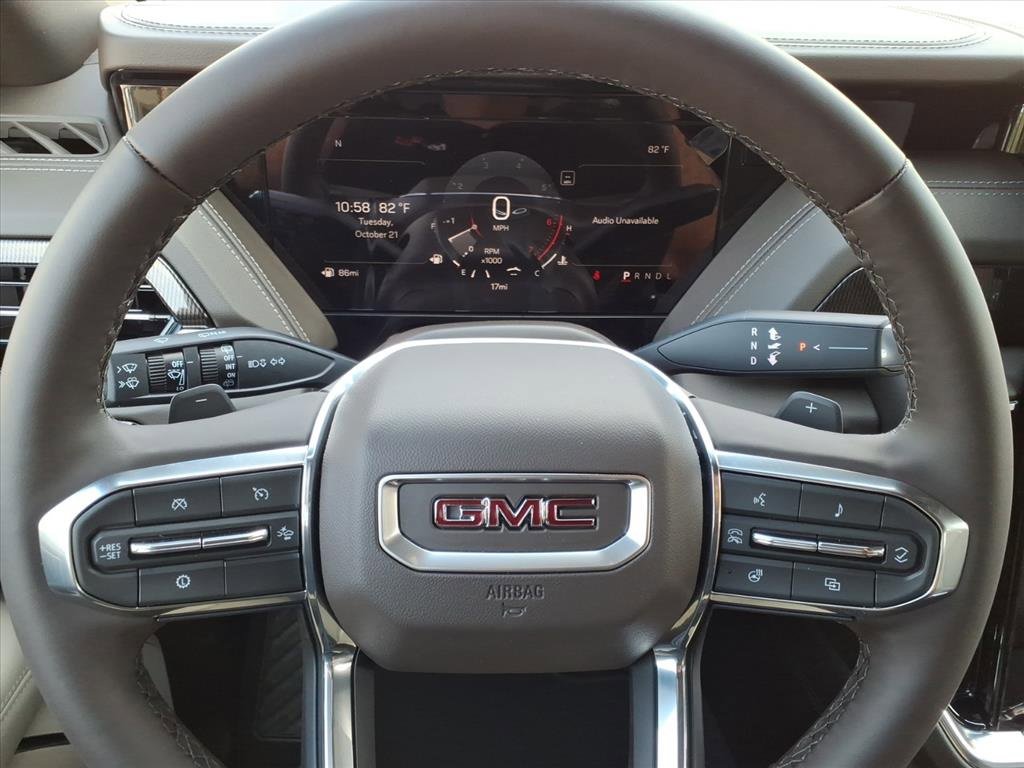 New 2026 GMC Yukon XL Elevation image 24