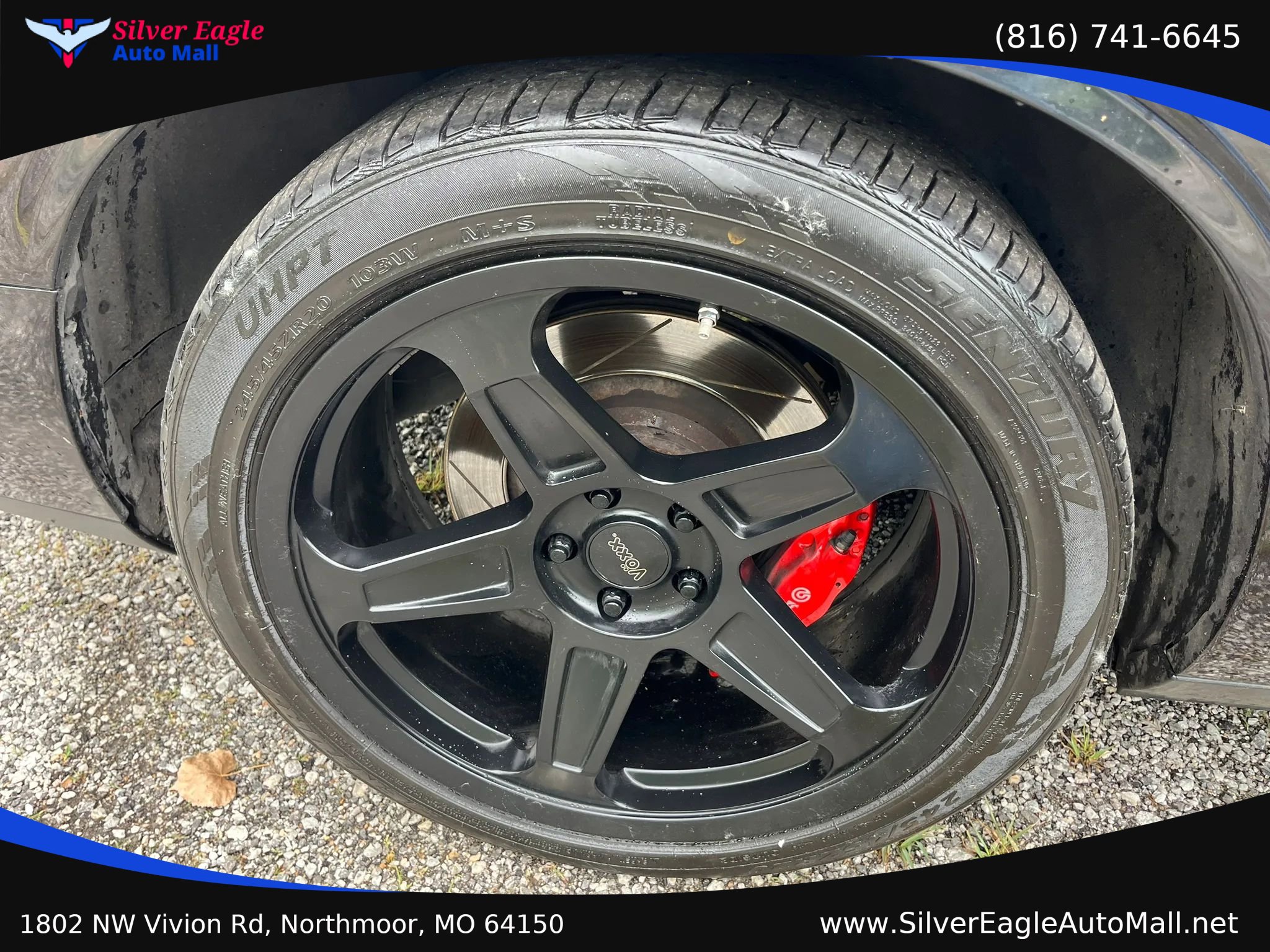 Used 2010 Dodge Challenger SRT8 w/ SRT Option Group II RWD image 10
