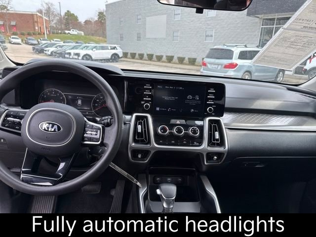 Used 2021 Kia Sorento LX image 7