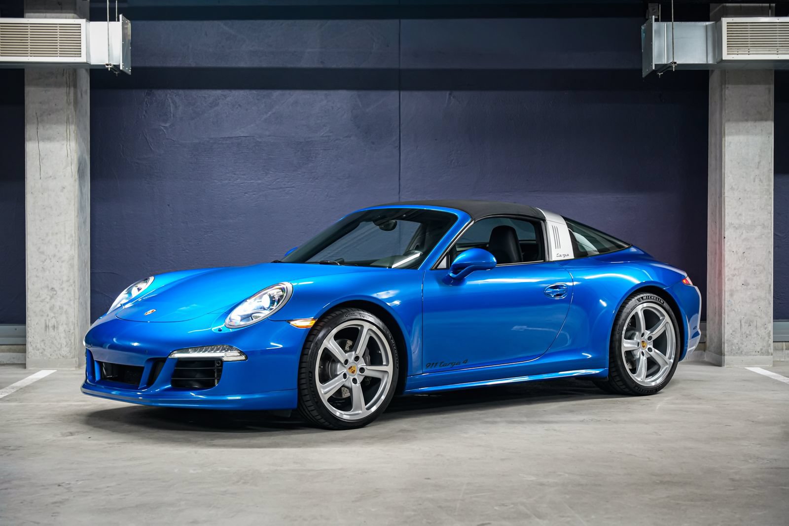 Used 2015 Porsche 911 Targa 4 AWD/4WD image 6