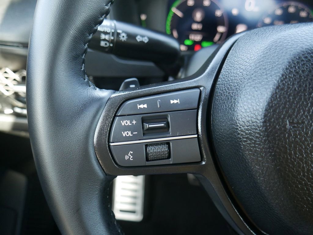 Used 2025 Honda Accord Sport image 35