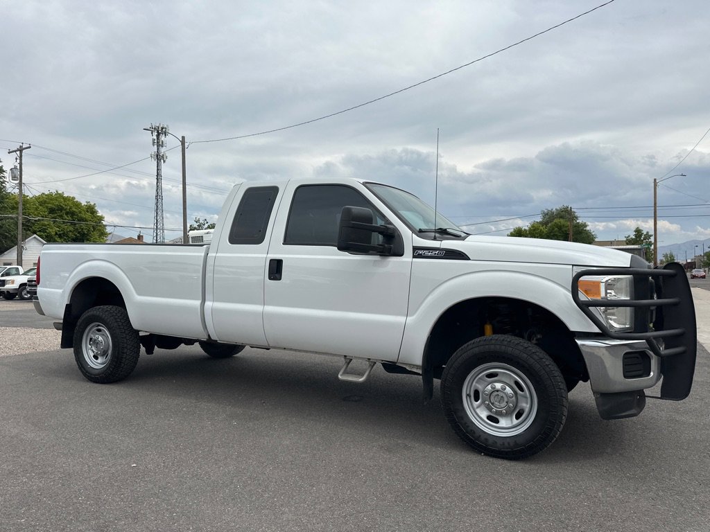 Used 2014 Ford F250 XL w/ XL Value Package image 3
