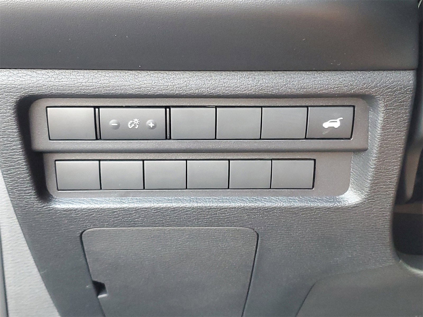 New 2025 Mitsubishi Outlander SE image 19