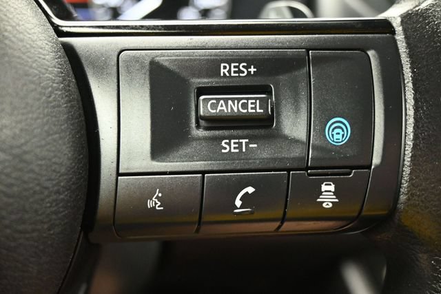 Used 2022 Nissan Rogue SV FWD image 23