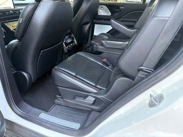 Used 2021 Lincoln Aviator Reserve w/ Equipment Group 208A RWD image 21