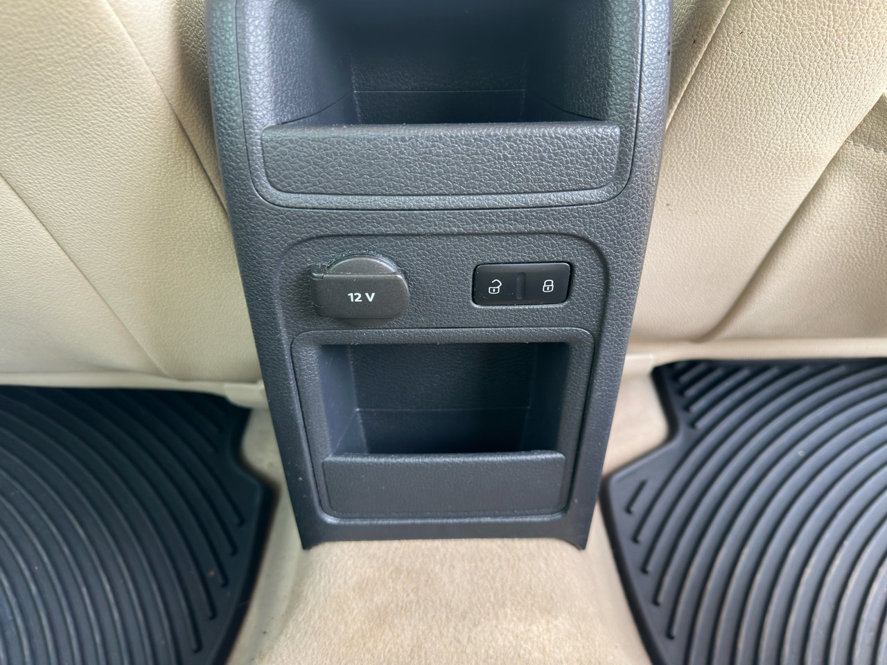 Used 2012 Volkswagen Jetta SE image 17