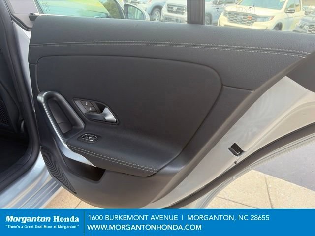 Used 2025 Mercedes-Benz CLA 250 4MATIC image 35