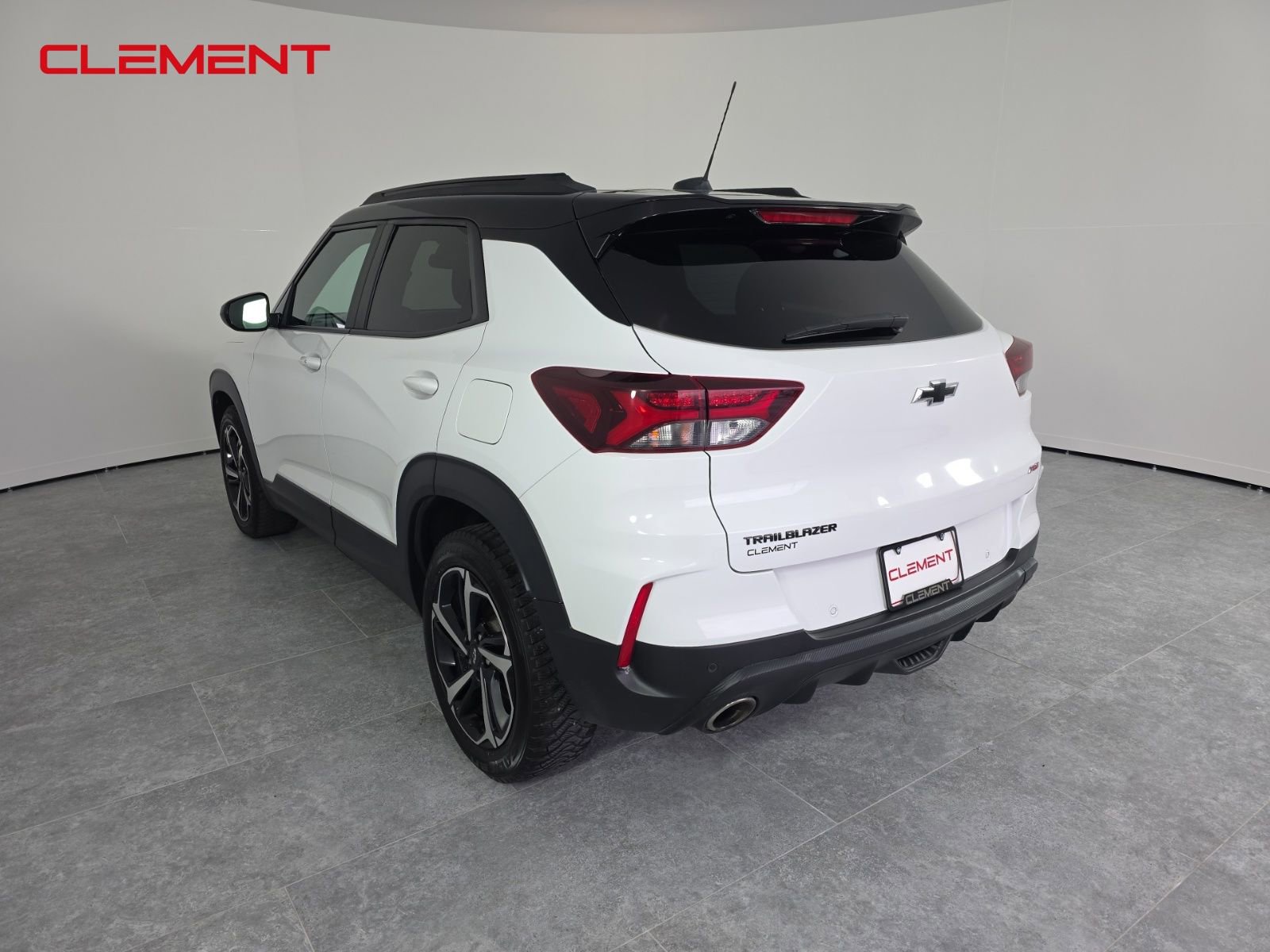 Used 2023 Chevrolet TrailBlazer RS w/ Convenience Package image 8