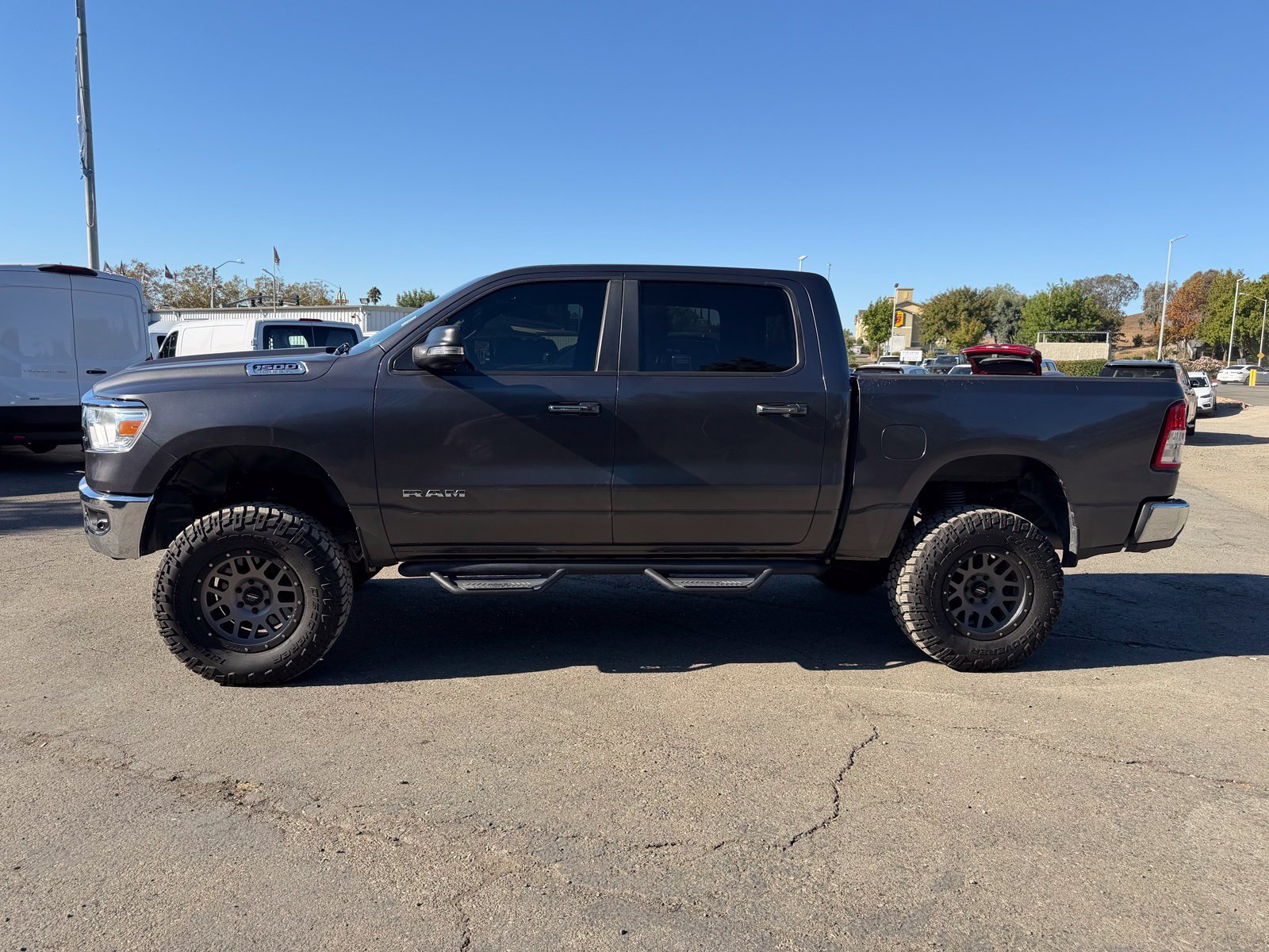 Used 2019 RAM 1500 Big Horn AWD/4WD image 2