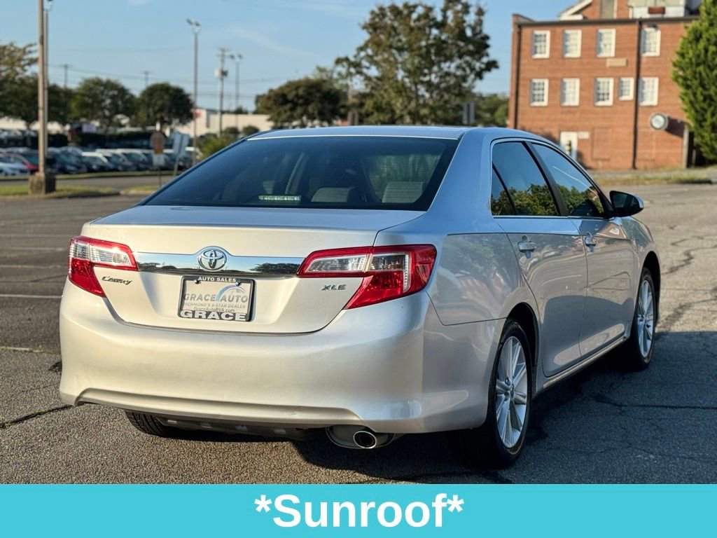 Used 2014 Toyota Camry XLE image 11