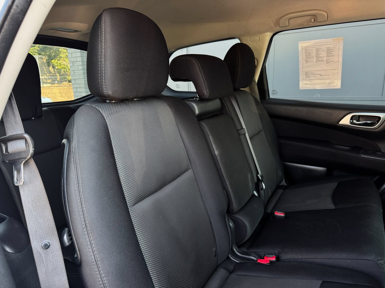 Used 2017 Nissan Pathfinder SV FWD image 18