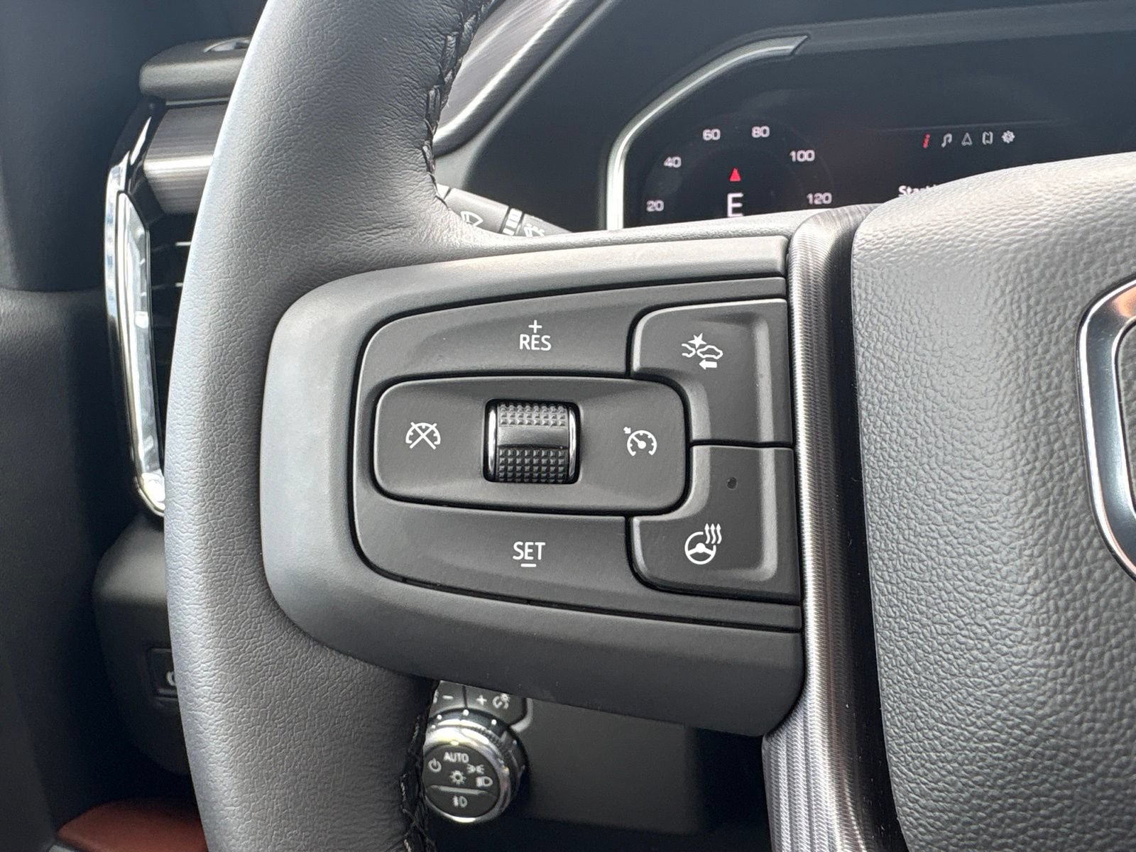 New 2026 GMC Sierra 3500 Denali Ultimate AWD/4WD image 31