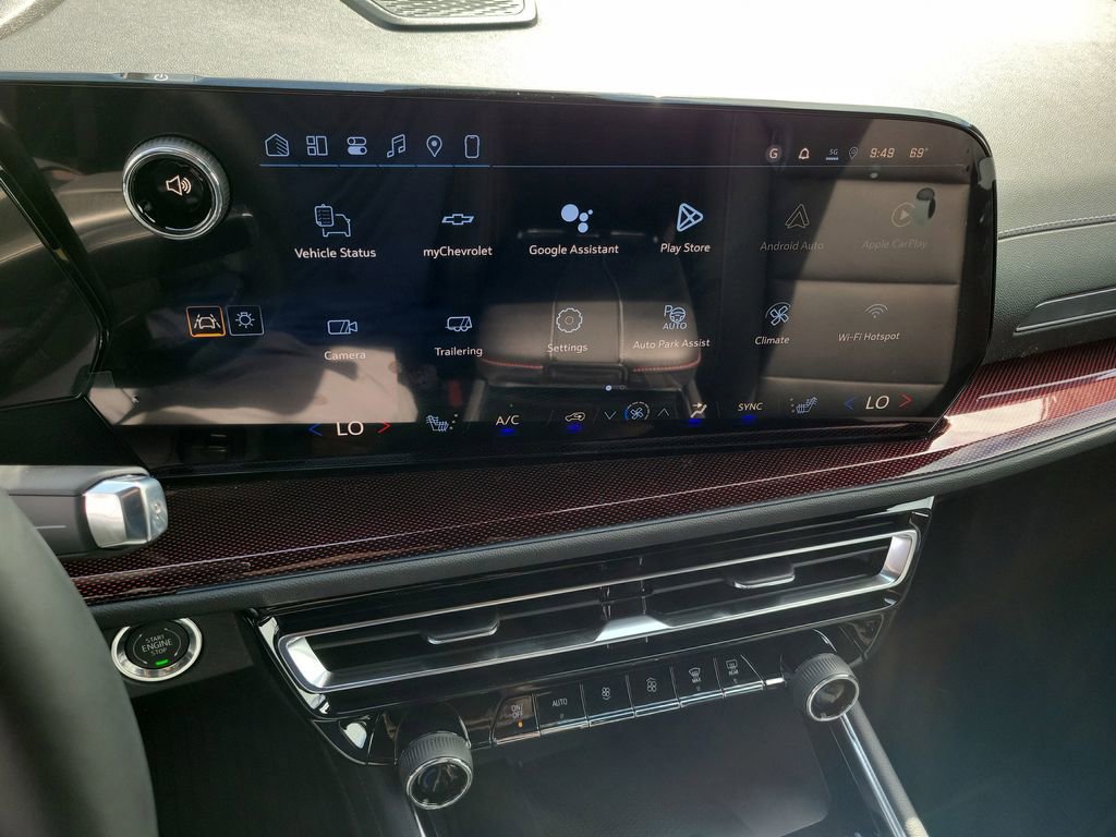 New 2026 Chevrolet Traverse Z71 w/ Enhanced Driving Package AWD/4WD image 7