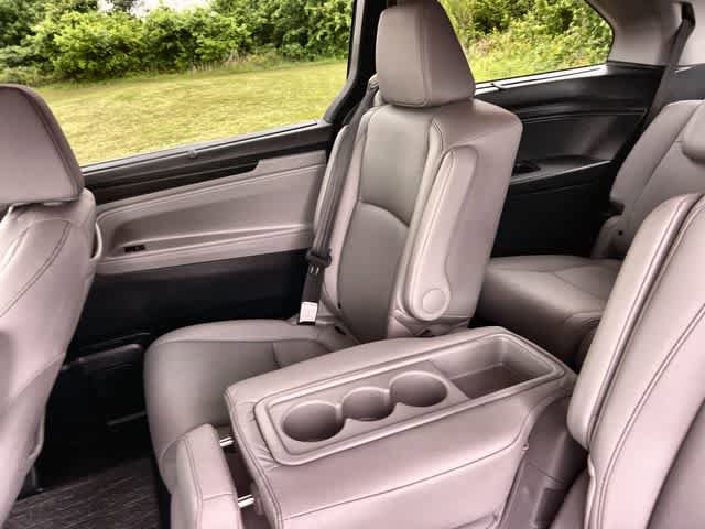 Certified 2024 Honda Odyssey Touring image 14