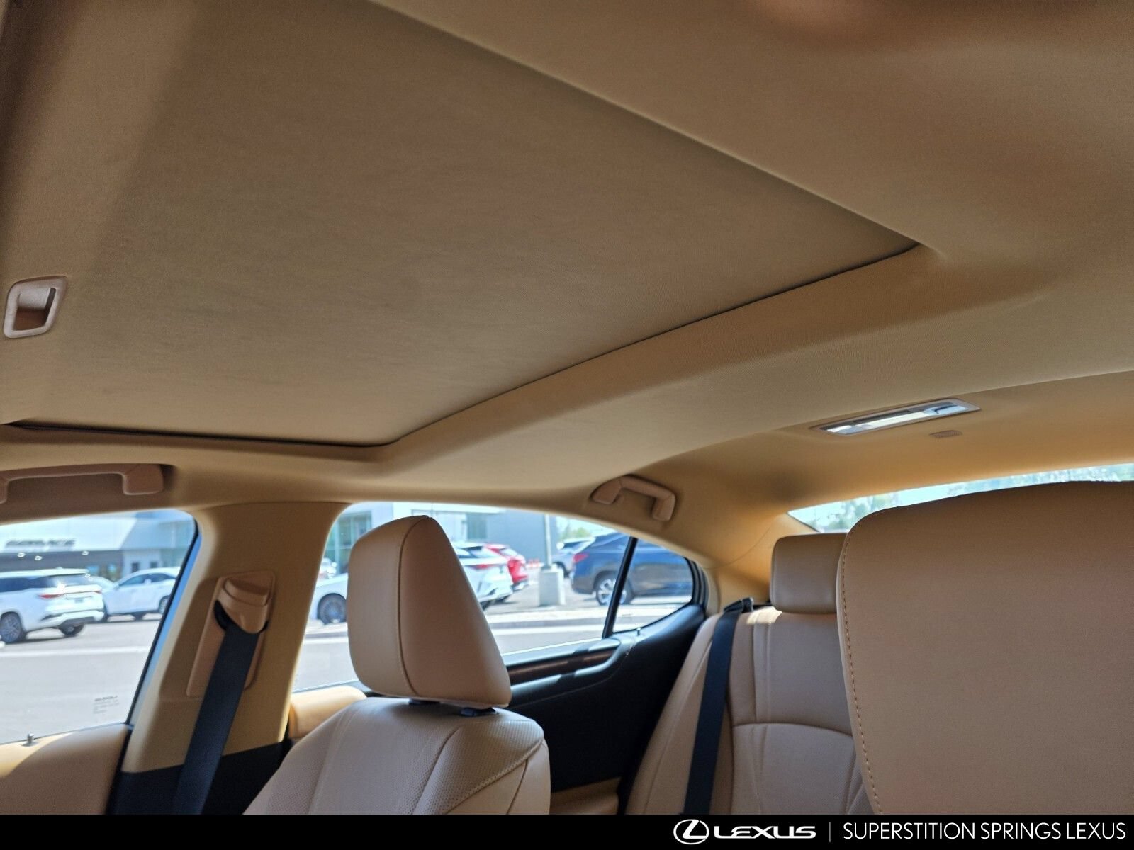 Used 2024 Lexus ES 300h w/ Accessory Package (Z2) FWD image 14