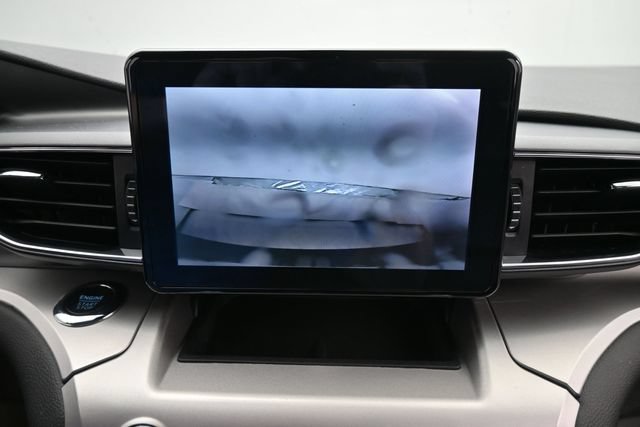 Used 2022 Ford Explorer XLT w/ Equipment Group 202A AWD/4WD image 20