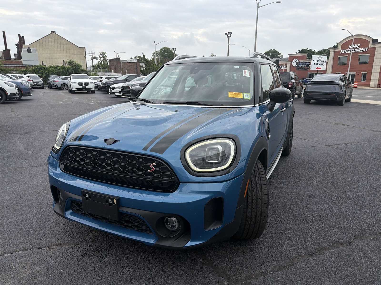 Used 2024 MINI Cooper Countryman S w/ Premium Package AWD/4WD image 3